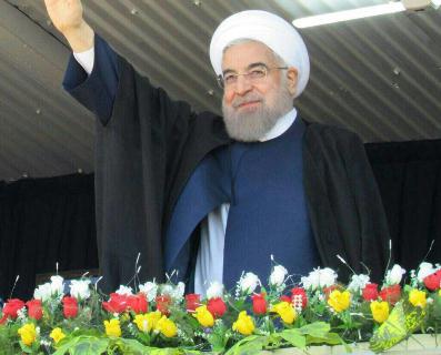 آغاز سخنرانی رئیس جمهور در خمین + تصاویر