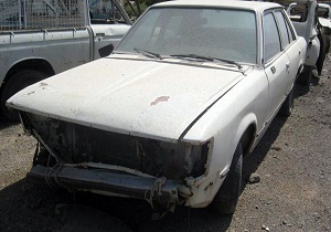 جمع آوری خودروهای اسقاطی از معابر