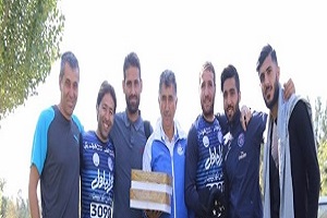 جشن تولد مدافع استقلال در تمرین