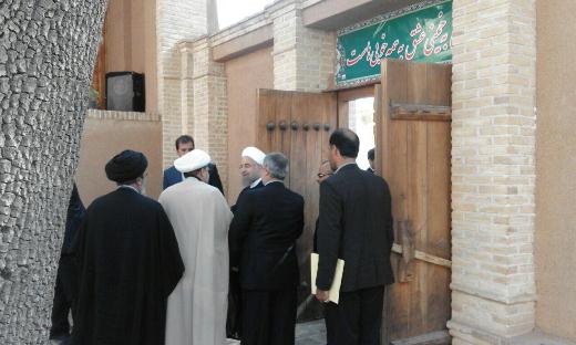 حضور رئیس جمهور در بیت تاریخی امام (ره) + تصاویر