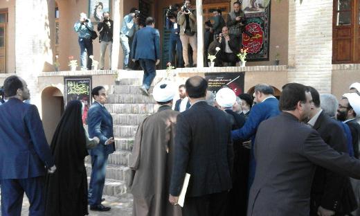 حضور رئیس جمهور در بیت تاریخی امام (ره) + تصاویر