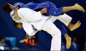 فروش مدال ها برای ادامه ورزش