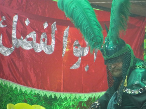تعزیه حضرت عباس درسالروز شهادت امام سجاد اجرا می شود