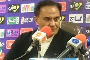 ملکی: بازیکنان فوتبال پولدار هستند / بیست میلیون تومان، پول توجیبی فوتبالیست هاست