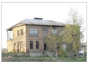 شروع فصل جدید مرمت خانه اربابی دیزج سیاوش