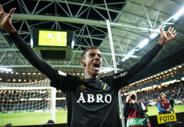 رقابت منچستر یونایتد و چلسی برای جذب زلاتان جدید سوئد