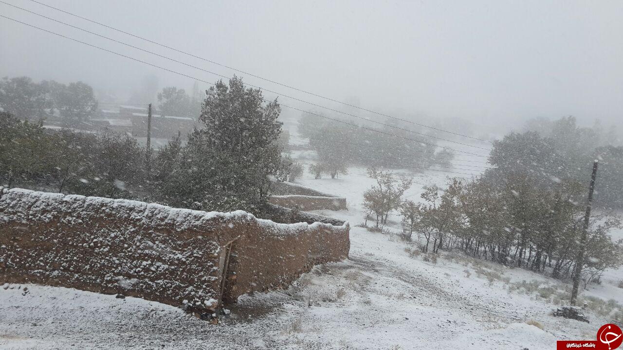 بارش برف پاییزی در روستای ایل&zwnj;بلاغی + تصاویر