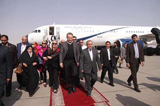 عزت بگوویچ وارد اصفهان شد