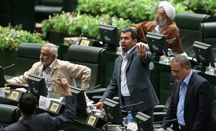 مجلس//از تعیین تکلیف ضعیت راه آهن تاکستان تا بهبود وضعیت بحرانی بازار پسته