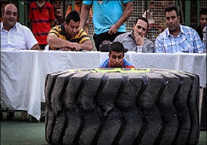 آغاز مسابقات قویترین مردان کشور در کرمانشاه