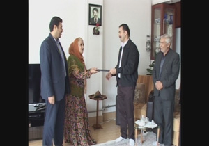 دیدار مسئولان اداره اموزش و پرورش با خانواده شهید مهابادی