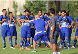 برنامه تمريني امروز آبی ها /هافبك استقلال جام حذفی را از دست می دهد