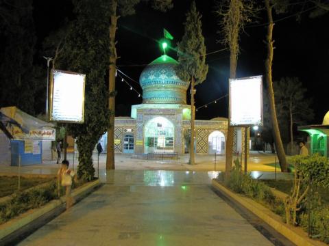 بهره برداری از دو شبستان در قطب زیارتی شهر کرمان بهره برداری از دو شبستان در قطب زیارتی شهر کرمان