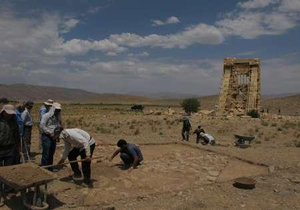 آغاز کاوش در ارگ نادری شیروان با حضور چینی ها