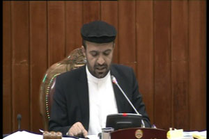 با حکومت در تقابل نیستیم و پا درمیانی هم ضرورت نیست