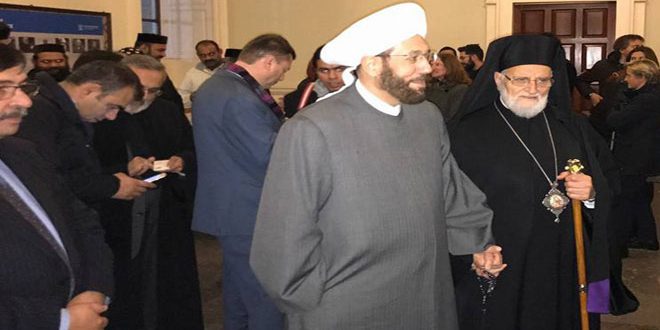 مفتی اعظم سوریه: مانند ایران و روسیه به سوریه بیایید تا واقعیت را ببینید