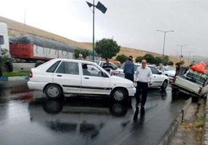 لغزندگی جاده ها در اصفهان منجر به 6 فقره تصادف رانندگی شد