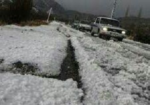 آماده باش راهداران /بارش تگرگ در گردنه بهرام‌آباد