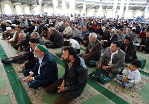 لزوم توجه گفتمان گروه های سیاسی به قانون اساسی