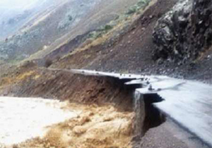 مسدود شدن راه ارتباطی 24 روستای دیشموک