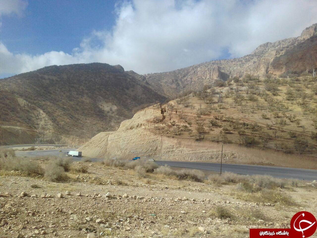 خطر ریزش کوه در جاده سرابله - ایلام + تصاویر