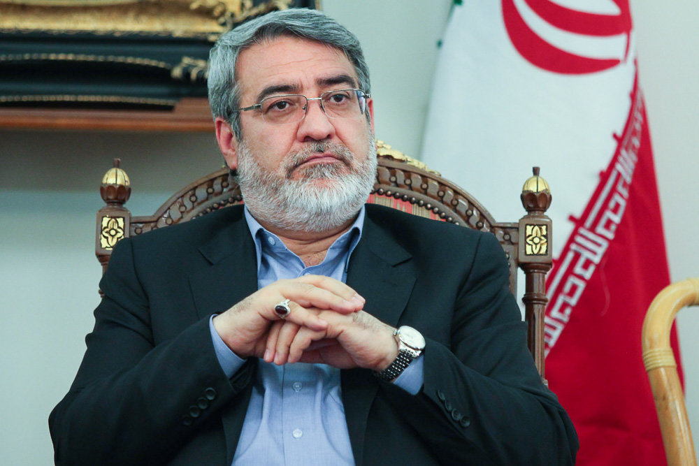 انشالله كه در ١٦ آذر هیچ سخنرانی لغو نمی شود/ حمایت از سمن ها فعلا با مصوبه دولت انجام می&zwnj;شود