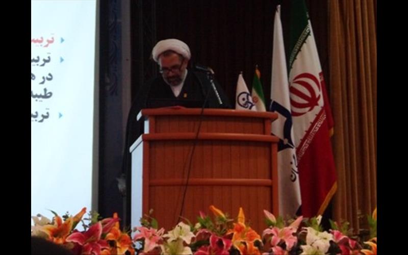 ضرورت ارتقای سرانه فرهنگی دانشجو معلمان