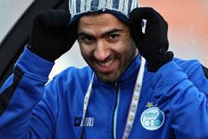 پروسه بازگشت مدافع سابق آبی ها به تیم منصوریان