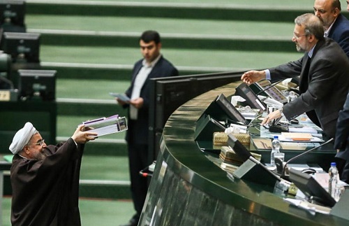 از پیشنهاد افزایش 5 درصدی بنزین تا بررسی وضعیت رکود مسکن