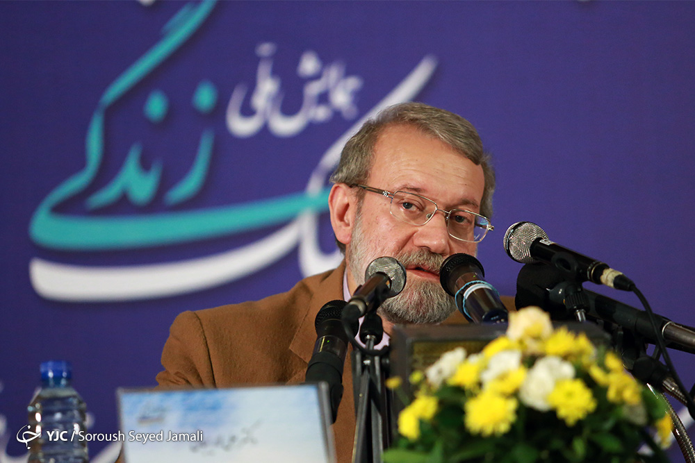 اصل جوهره ایرانی&zwnj;ها ایستادگی است/ امر و نهی کردن در حوزه فرهنگ جواب نمی&zwnj;دهد