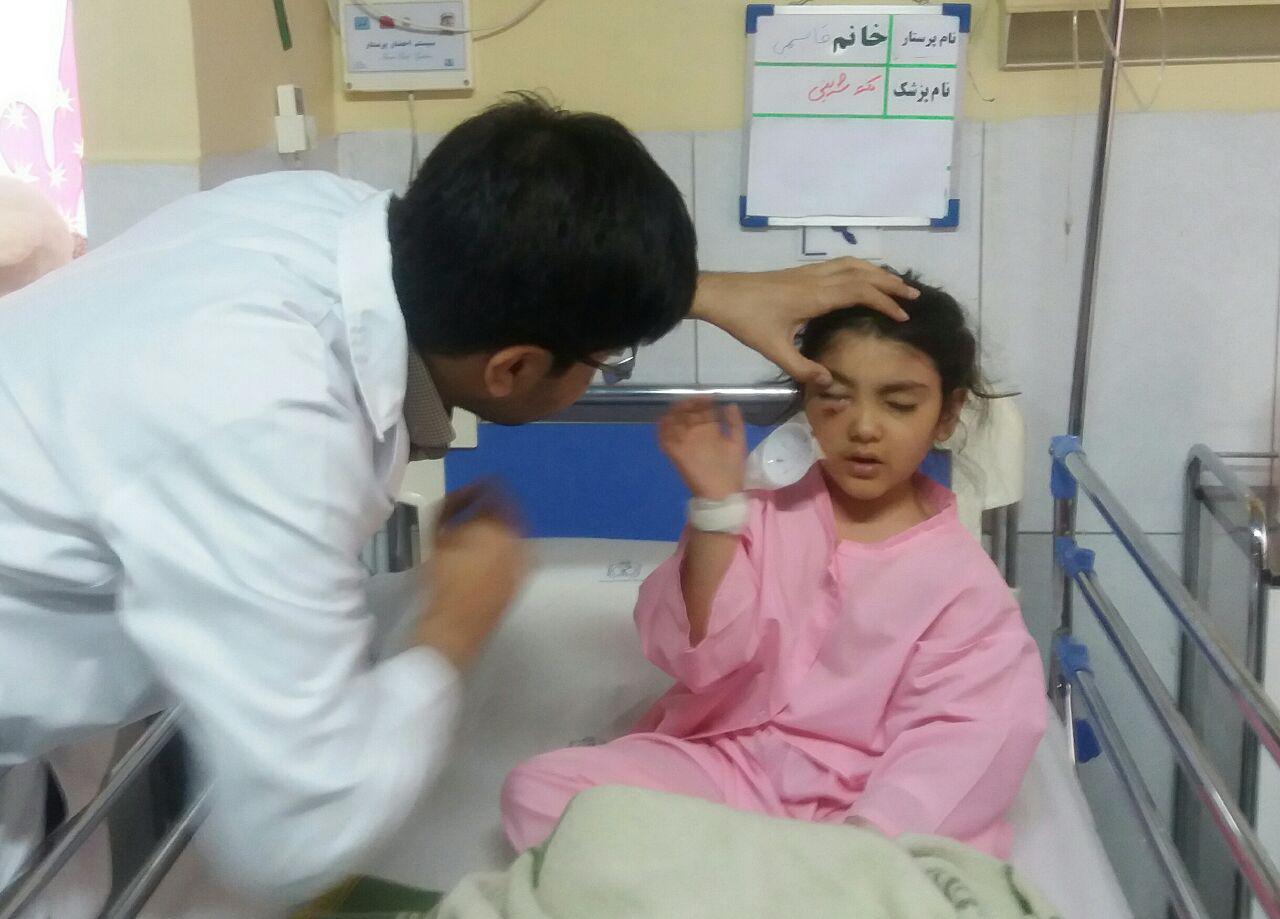 خارج کردن مداد از چشم کودک مشهدی