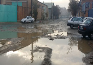 خیابانی که تابستانش خاکی و زمستانش گل&zwnj;آلود است + فیلم