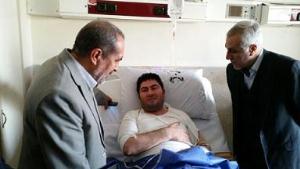 عیادت از مصدومان واژگونی مینی بوس در ارومیه