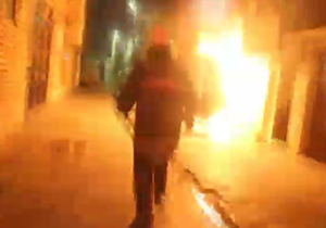 لحظه نجات یک زن و دو کودک از میان شعله&zwnj;های آتش + فیلم