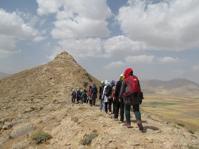 آموزش کوهپیمایی بانوان در رودبار