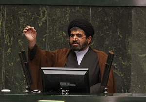 اکبری////خالقی ////موسوی لارگانی: چرا مسئولان نسبت به لغو برخی سخنرانی&zwnj;های روز گذشته واکنشی نشان ندادند؟/ مطهری: لغو هر گونه سخنرانی با مجوز در دانشگاه&zwnj;ها خلاف نظر مقام معظم رهبری است.