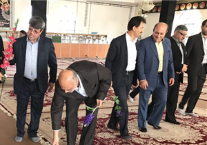 تداوم واستمرار نظام مربوط به زنده نگهداشتن راه ویاد شهدا