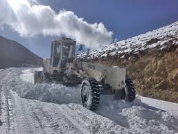 بازگشایی راههای روستایی مسدود شده در چایپاره