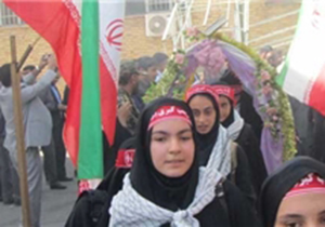 اعزام دانش آموزان دختر جهرمی به اردوی راهیان نور