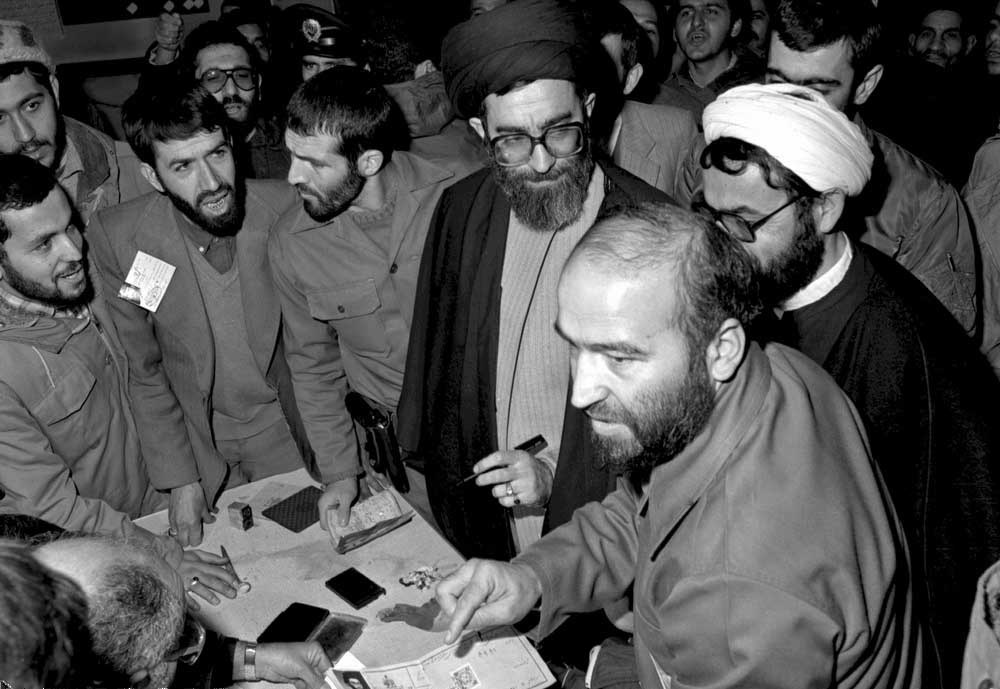 19 آذر؛ یادآور اولین انتخابات مجلس خبرگان رهبری در سال1361