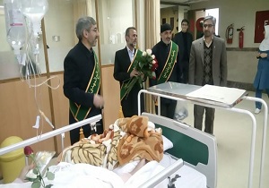 عیادت خادمان جمکران از بیماران سمنان