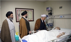 رئیس مجمع تشخیص مصلحت نظام از آیت‌الله موسوی اردبیلی عیادت کرد
