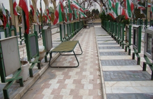 گلزار شهدای شهرستان خرمدره به طور کامل ساماندهی شد