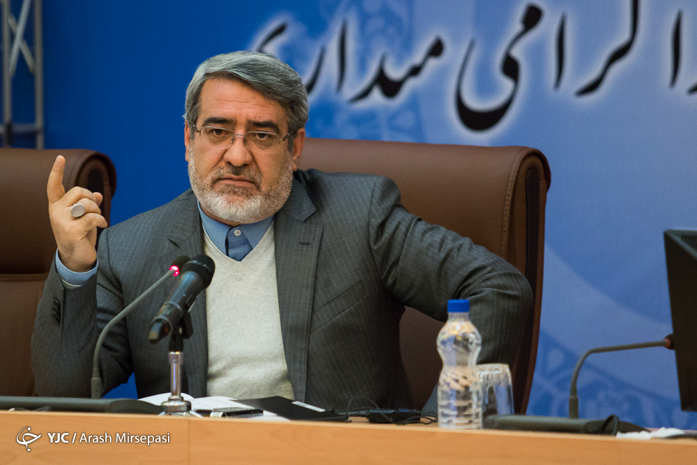 اربعین باید مردمی باشد نه دولتی/ اهل تهدید نیستم/ گردنم از مو باریک&zwnj;تر است