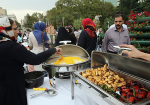 جشنواره بزرگ غذاهای سنتی ایرانی در اصفهان برگزار می‌شود