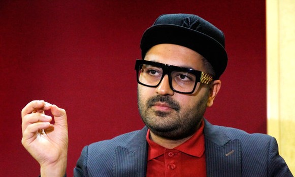وظیفهی ماست که در حوزهی دفاع مقدس کار کنیم وظیفهی ماست که در حوزهی دفاع مقدس کار کنیم