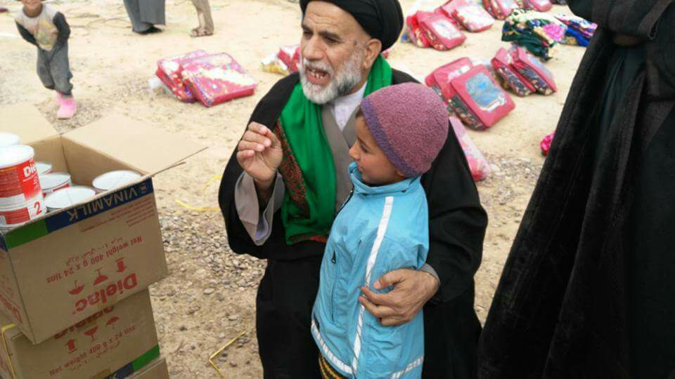 امدادرسانی کمیته دفتر آیت الله سیستانی به آوارگان منطقه  &laquo;الحویجه&raquo;+تصاویر