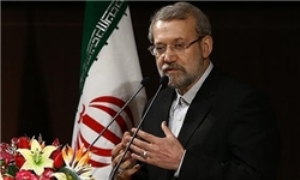 ورود رئیس مجلس شورای اسلامی به فرودگاه زاهدان+ تصاویر