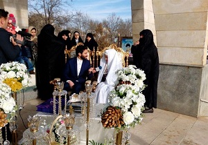 مراسم عقد خبرنگار باشگاه خبرنگاران جوان در مزار شهدای گمنام