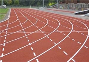 برگزاری مسابقه دو میدانی دانش آموزان دختر در رودان